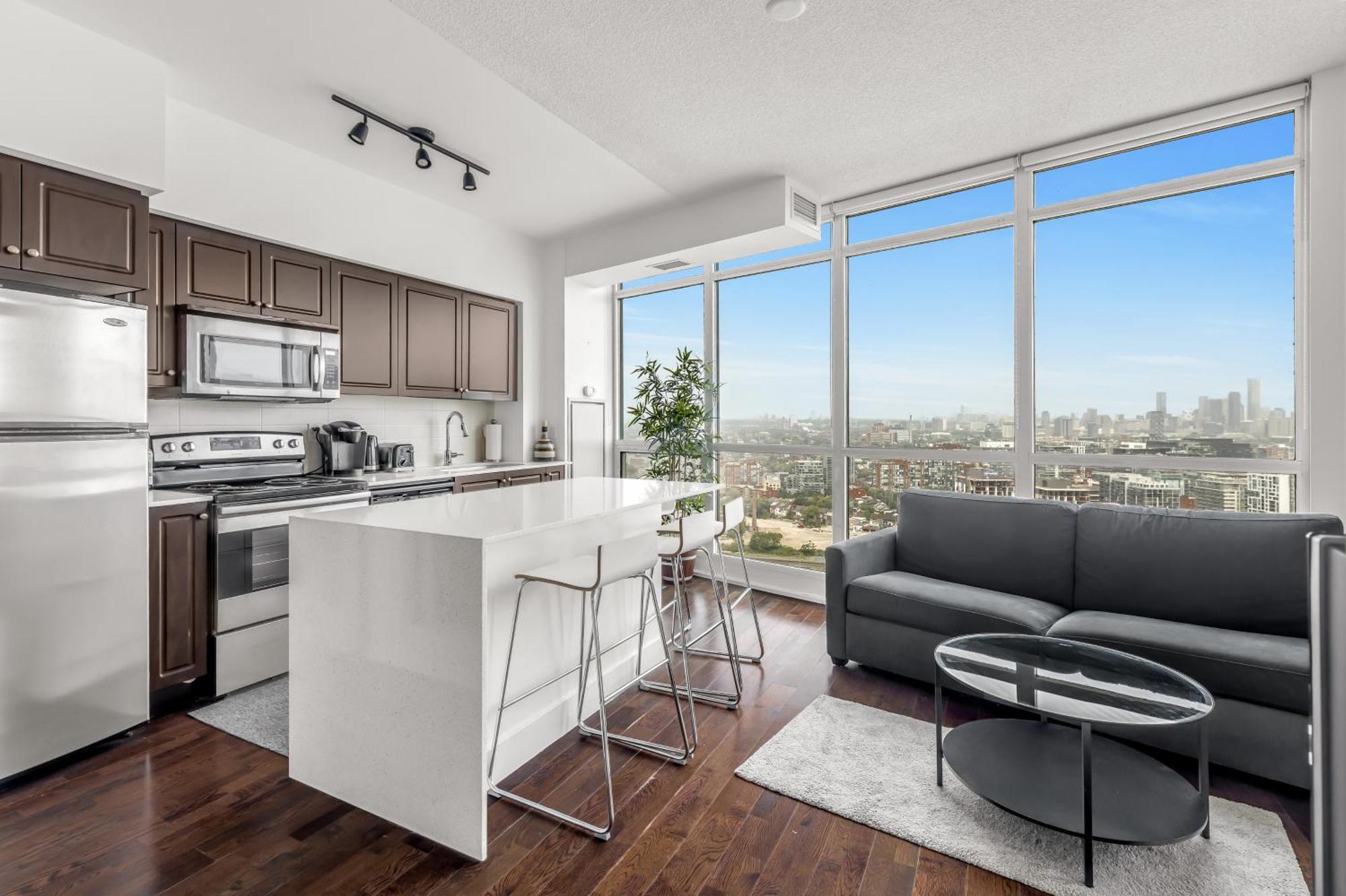 2 Bedroom Waterfront Condo Downtown W/ Free Parking Toronto Dış mekan fotoğraf